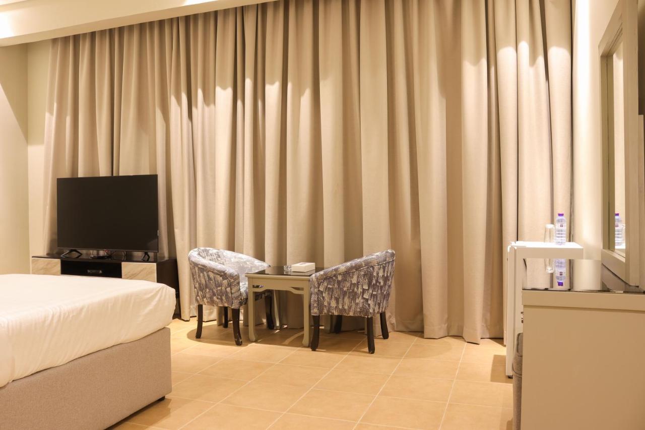 Infinity Tower Suites Wll Manama Exterior photo